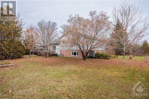 243 Greystone Crescent, Almonte, ON - Outdoor