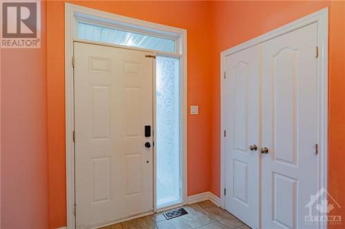 21 Orange Blossom Private, Gloucester, ON - Indoor Photo Showing Other Room