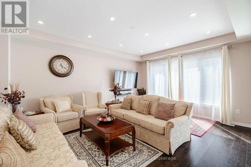 59 Stamford Street, Kitchener, ON - Indoor Photo Showing Living Room