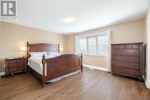 59 Stamford Street, Kitchener, ON - Indoor Photo Showing Bedroom