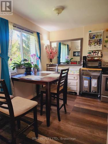 30 - 215 Boullee Street, London, ON - Indoor Photo Showing Dining Room