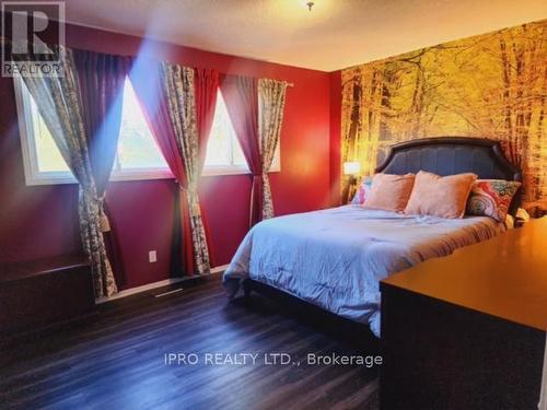 30 - 215 Boullee Street, London, ON - Indoor Photo Showing Bedroom