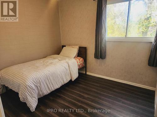 30 - 215 Boullee Street, London, ON - Indoor Photo Showing Bedroom