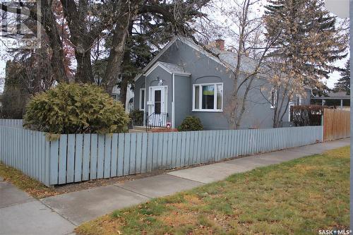 1925 Lorne Avenue, Saskatoon, SK - Outdoor