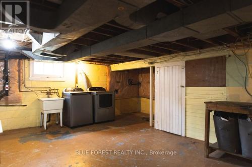 1111 Crumlin Side Road, London, ON - Indoor Photo Showing Basement