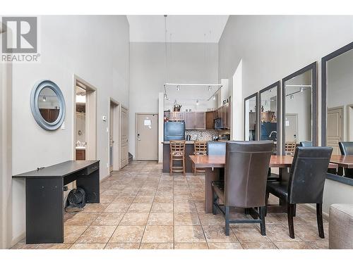 654 Cook Road Unit# 605, Kelowna, BC - Indoor Photo Showing Dining Room