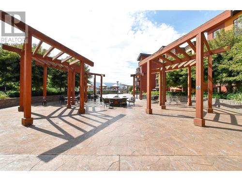 654 Cook Road Unit# 605, Kelowna, BC - Outdoor