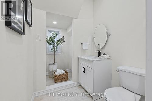 5122 Jepson Street, Niagara Falls (211 - Cherrywood), ON - Indoor Photo Showing Bathroom