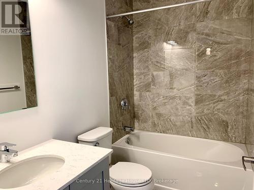 716 - 7711 Green Vista Gate, Niagara Falls (220 - Oldfield), ON - Indoor Photo Showing Bathroom