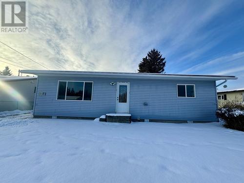 3371 Hamilton Avenue, Vanderhoof, BC - Outdoor With Exterior