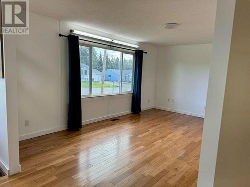 3371 Hamilton Avenue, Vanderhoof, BC - Indoor Photo Showing Other Room