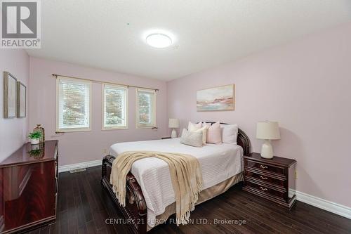 887 Darwin Drive, Pickering, ON - Indoor Photo Showing Bedroom