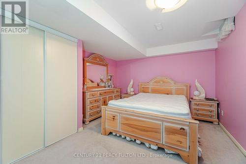 887 Darwin Drive, Pickering, ON - Indoor Photo Showing Bedroom