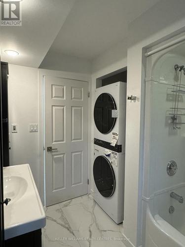 Upper - 146 Carlson Drive, Newmarket, ON - Indoor Photo Showing Laundry Room