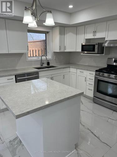 Upper - 146 Carlson Drive, Newmarket, ON - Indoor Photo Showing Kitchen