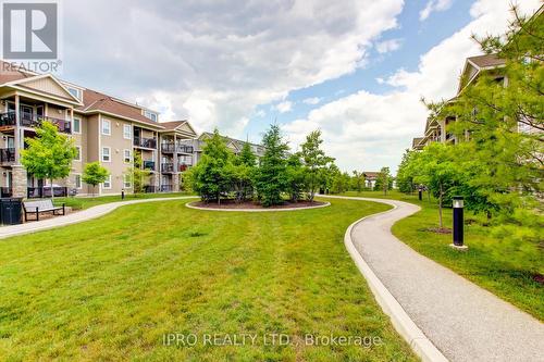 308 - 6 Anchorage Crescent, Collingwood, ON - Outdoor