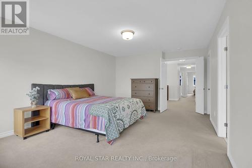 88 Eric Maloney Way, Ottawa, ON - Indoor Photo Showing Bedroom