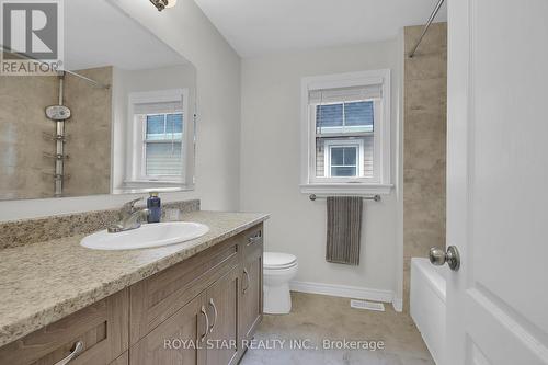 88 Eric Maloney Way, Ottawa, ON - Indoor Photo Showing Bathroom