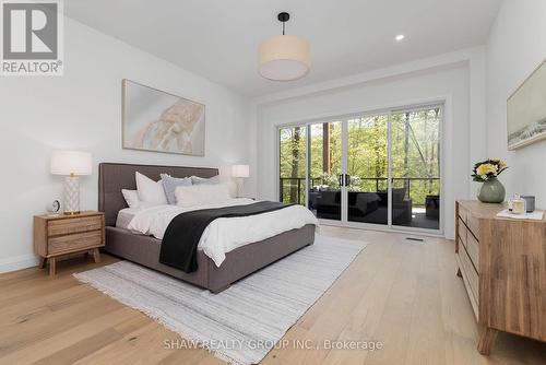 14 St Georges Court, Huntsville, ON - Indoor Photo Showing Bedroom