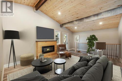 122 Mcgill Drive, Kawartha Lakes, ON - Indoor With Fireplace