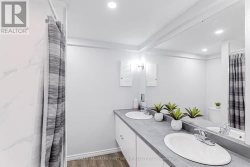 837 Hillcrest Road, Pickering, ON - Indoor Photo Showing Bathroom