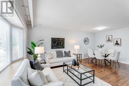 837 Hillcrest Road, Pickering, ON - Indoor Photo Showing Living Room