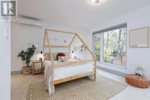 265 Hastings Avenue, Toronto, ON - Indoor Photo Showing Bedroom