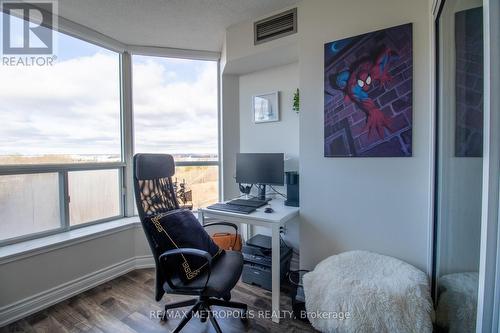 801 - 430 Mclevin Avenue, Toronto, ON - Indoor Photo Showing Office