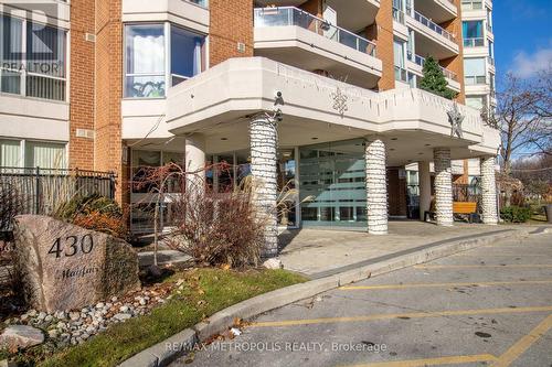 801 - 430 Mclevin Avenue, Toronto, ON - Outdoor