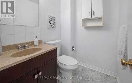 1086 Shoal Point Road S, Ajax, ON - Indoor Photo Showing Bathroom