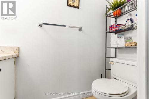 713 - 10 Martha Eaton Way, Toronto, ON - Indoor Photo Showing Bathroom