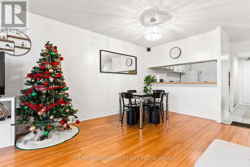 713 - 10 Martha Eaton Way, Toronto, ON - Indoor Photo Showing Dining Room