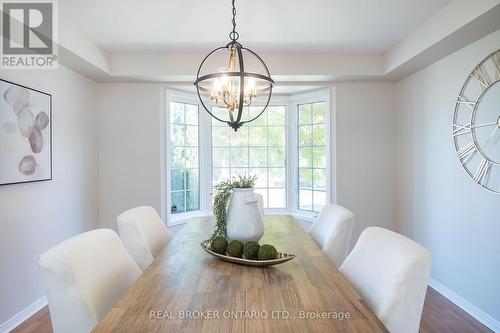 1142 Deacon Drive, Milton, ON - Indoor Photo Showing Dining Room