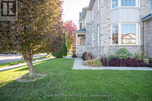 1142 Deacon Drive, Milton, ON - Outdoor