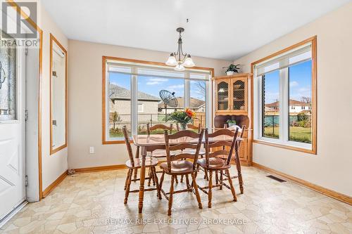 530 Canterbury Crescent, Kingston (City Southwest), ON - Indoor Photo Showing Dining Room