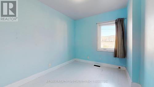 739 Vaughan Road, Toronto, ON - Indoor Photo Showing Other Room