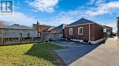 739 Vaughan Road, Toronto, ON - Outdoor