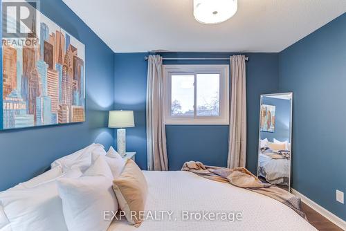 590 Stonebridge Lane, Pickering, ON - Indoor Photo Showing Bedroom