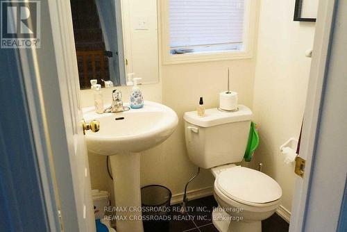 455 Rossland Road E, Ajax, ON - Indoor Photo Showing Bathroom