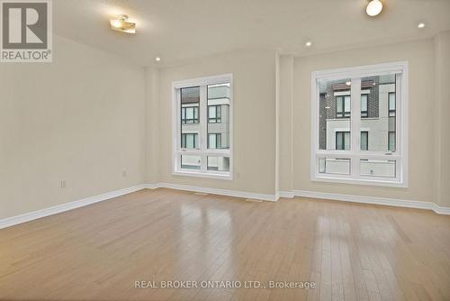 7 Steamboat Way, Whitby, ON - Indoor Photo Showing Other Room