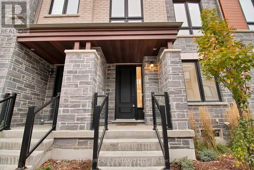 7 Steamboat Way, Whitby, ON - Outdoor With Facade