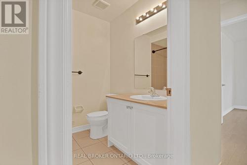 7 Steamboat Way, Whitby, ON - Indoor Photo Showing Bathroom