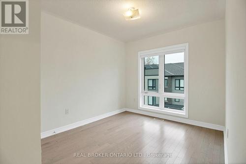 7 Steamboat Way, Whitby, ON - Indoor Photo Showing Other Room