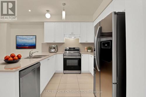 7 Steamboat Way, Whitby, ON - Indoor Photo Showing Kitchen With Double Sink