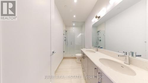 601 - 1316 Kingston Road, Toronto, ON - Indoor Photo Showing Bathroom