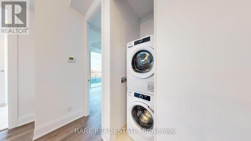 601 - 1316 Kingston Road, Toronto, ON - Indoor Photo Showing Laundry Room