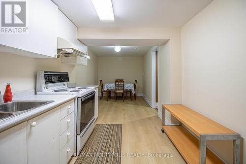 Bsmt - 37 Albacore Crescent, Toronto, ON - Indoor Photo Showing Kitchen