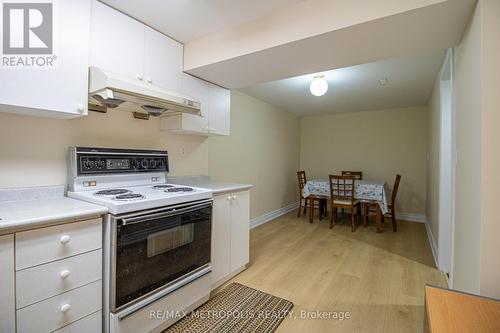 Bsmt - 37 Albacore Crescent, Toronto, ON - Indoor Photo Showing Kitchen