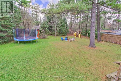 177 Hedge Road, Georgina, ON - Outdoor With Backyard