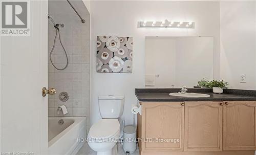 5160 Boardwalk Drive, Mississauga, ON - Indoor Photo Showing Bathroom